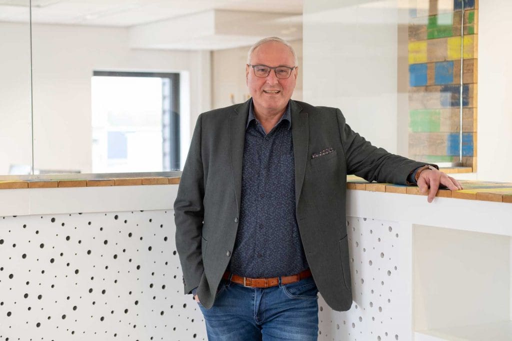 Peter Kreukniet van Insert