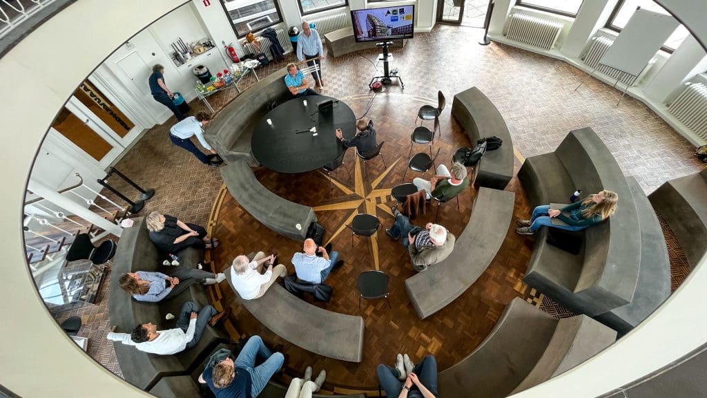 bijeenkomst Cirkelstad Rotterdam, ronde ruimte bovenop Blaak 40